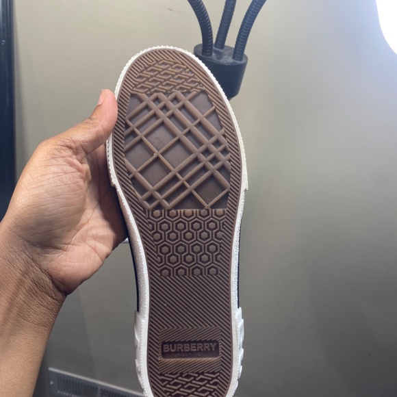 Shoes - Picture 3 of 3